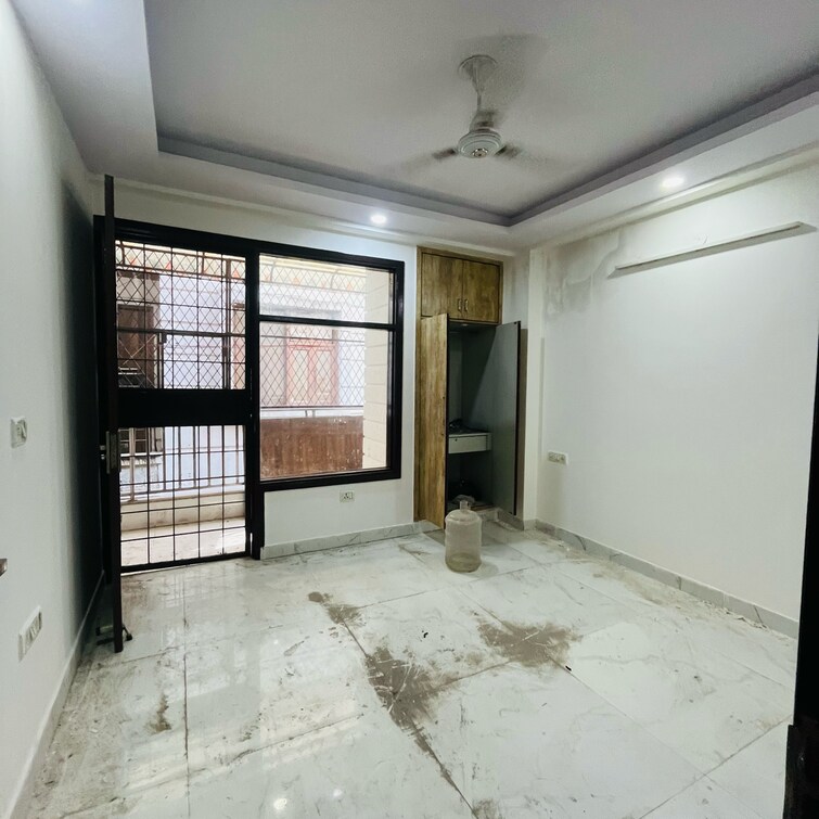 Cover Image, chattarpur 3 Bedroom 1200 Sq.Ft. Builder Floor In Chattarpur Delhi 9454000