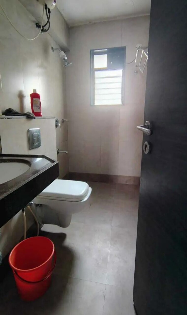 Bathroom, sk-enclave-mira-road 2 Bedroom 650 Sq.Ft. Apartment In Mira Road Thane 9453951