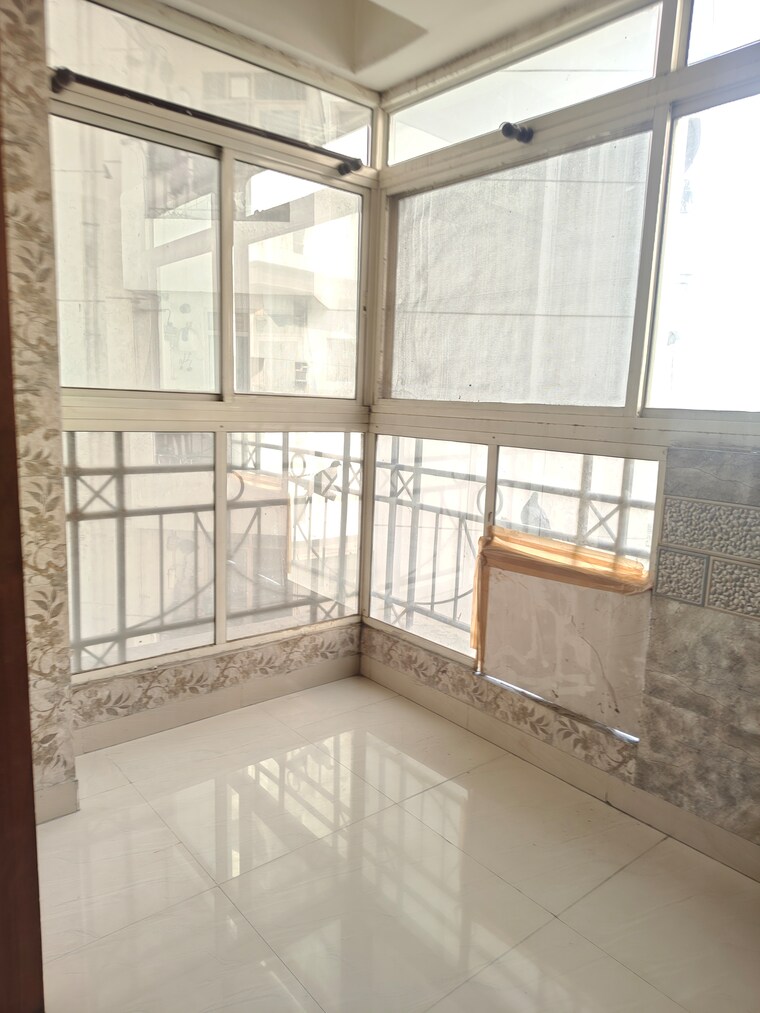 Room, ramprastha-coral-heights 4 Bedroom 2200 Sq.Ft. Apartment In Ramprastha Greens Ghaziabad 9454062