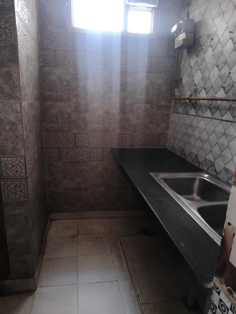 Kitchen, ramprastha-coral-heights 4 Bedroom 2200 Sq.Ft. Apartment In Ramprastha Greens Ghaziabad 9454062