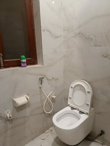 Bathroom in 2 BHK Villa at Sector 19 – for Rent