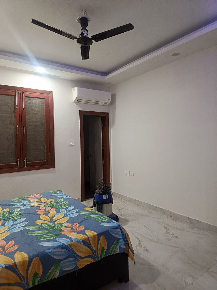 Bedroom, sector 19 2 Bedroom 170 Sq.Mt. Villa In Sector 19 Noida 9454064