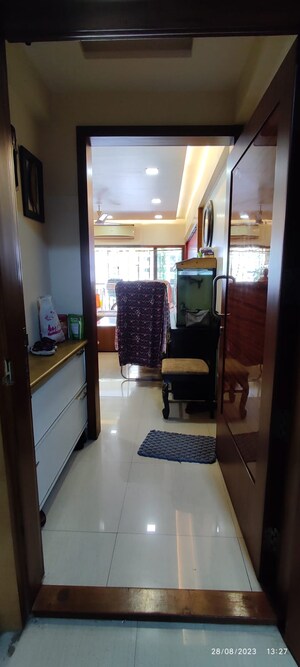 Room in 3 BHK Apartment at Lodha Paradise, Majiwada – for Sale