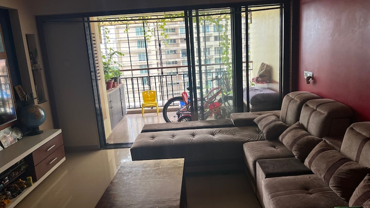 Living Room, lodha-paradise 3 Bedroom 1000 Sq.Ft. Apartment In Majiwada Thane 9454079