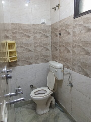 Bathroom in 2 BHK Builder Floor at Rohini Sector 24 – for Rent