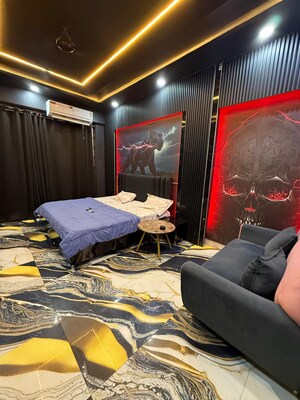 Floor Plan in  Showroom at Gaur City Center, Sector 4 Greater Noida – for Sale