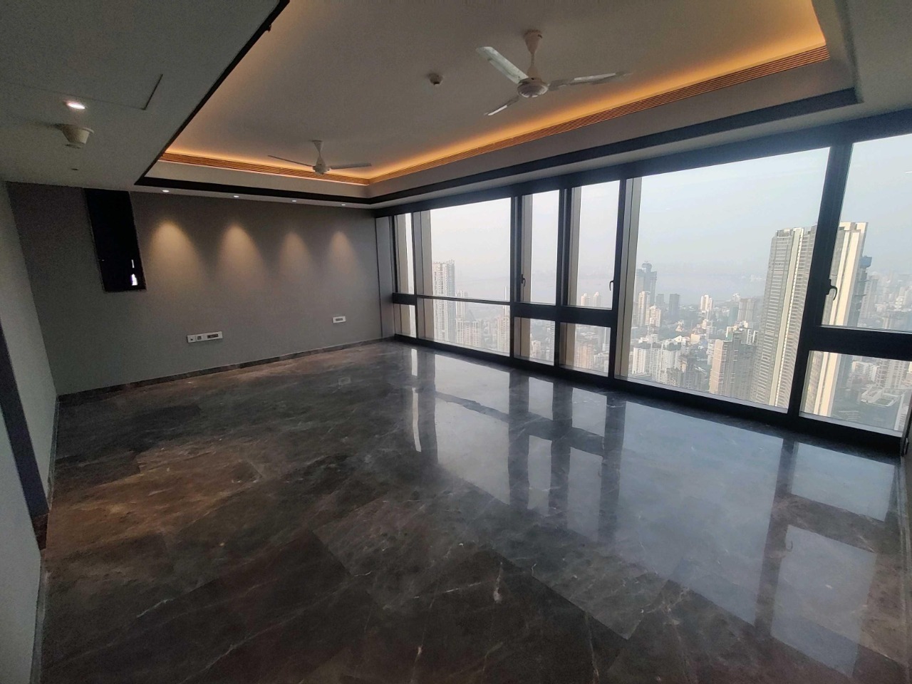 5 BHK + Servant Room 2980 Sq.Ft. Apartment in Lodha Trump Tower
