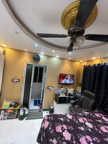 Living Room in 3.5 BHK Villa at Park Circus – for Rent