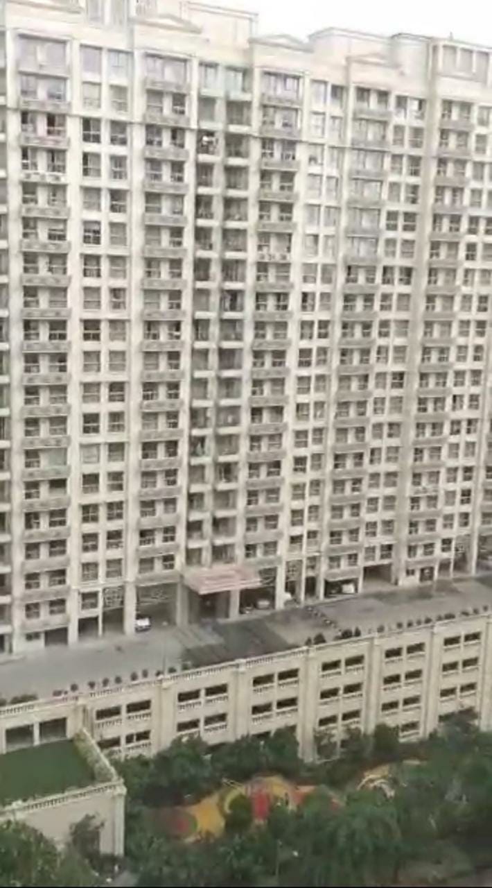 1 BHK Apartment For Rent in Hiranandani Regent Hill