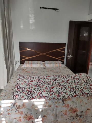 Bedroom in 1 BHK Apartment at Sector 56 – for Rent