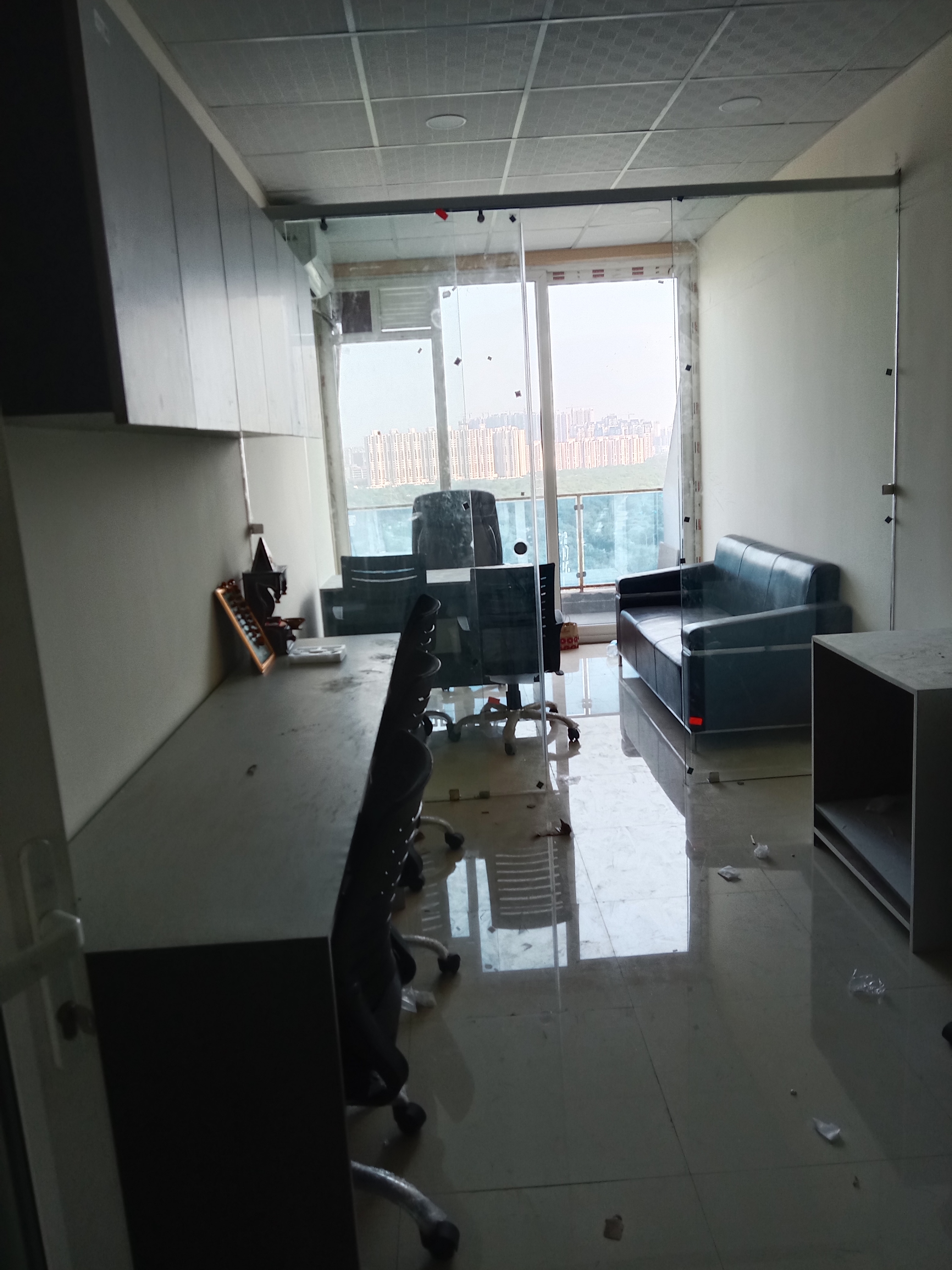 Office Space For Rent in Gaur City Center