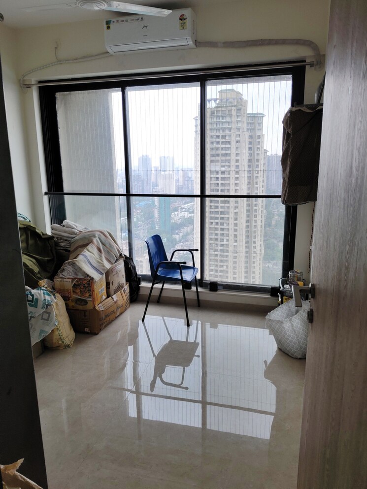 Team Area, dosti-eastern-bay 2 Bedroom 559 Sq.Ft. Apartment In Wadala Mumbai 9454147