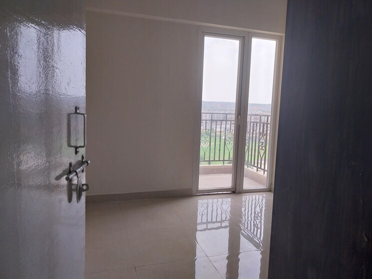 Room, signature-global-golf-greens 3 Bedroom 728 Sq.Ft. Apartment In Sector 79 Gurgaon 9454202