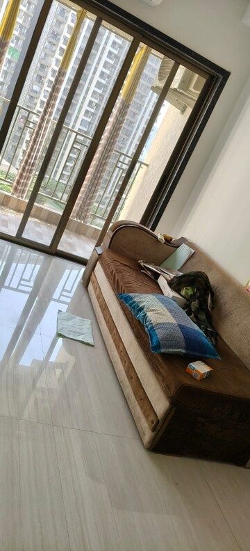 1 BHK Apartment For Rent in Regency Anantam, Dombivli East