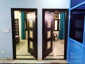 Building Lobby in 3 BHK Villa at RWA Apartments Sector 71, Sector 71 – for Rent