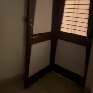 Room in 3.5 BHK Apartment at Gomti Nagar – for Rent