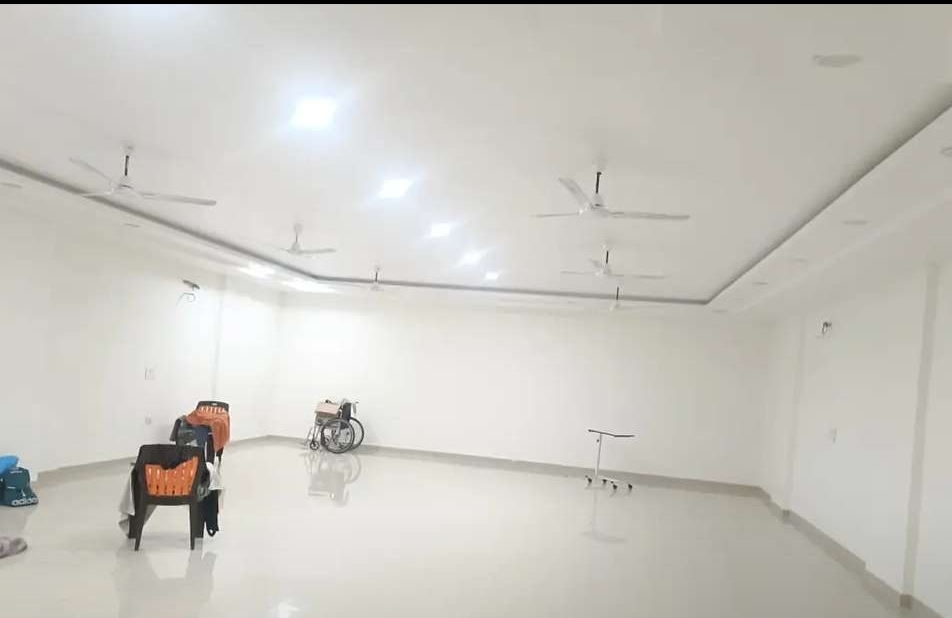 Office Space For Rent in Hazratganj