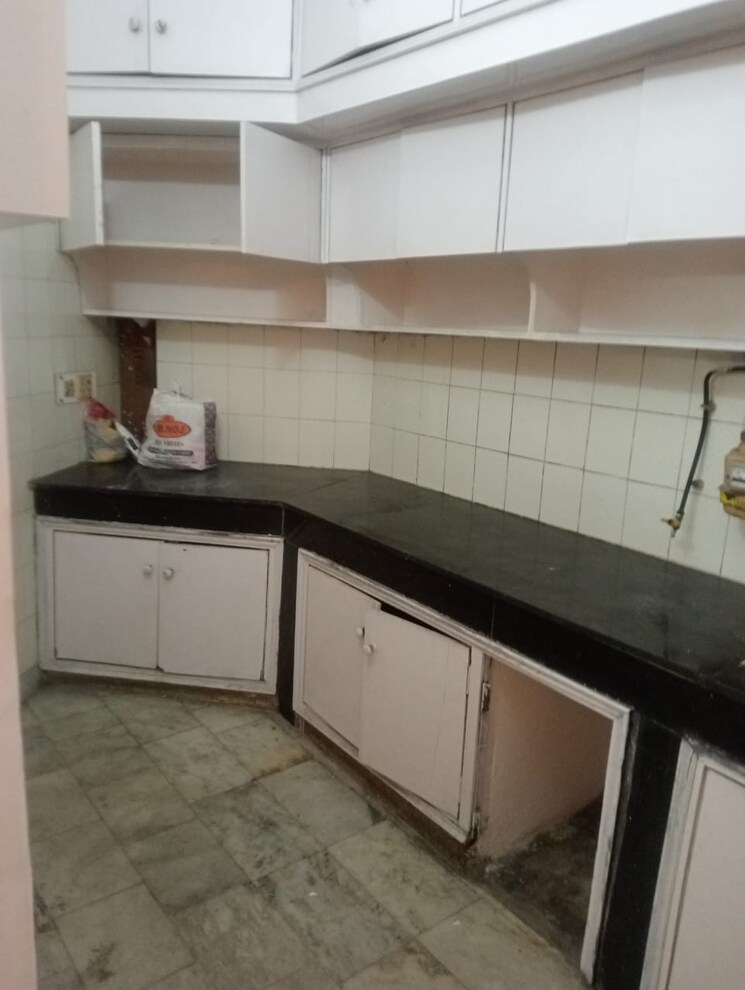 Kitchen, mayur vihar 1.5 Bedroom 775 Sq.Ft. Apartment In Mayur Vihar Delhi 9454277