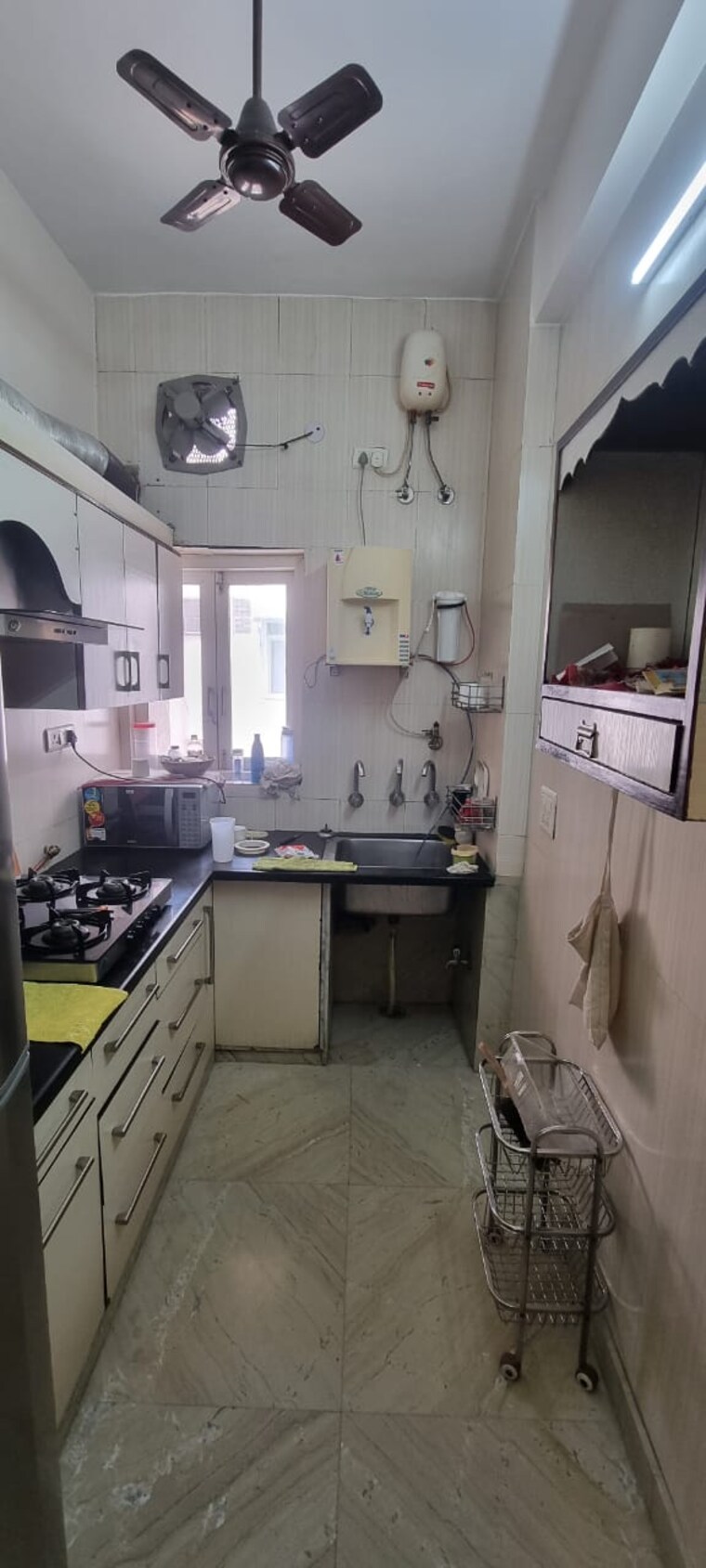 Kitchen, mayur vihar phase 1 extension 2.5 Bedroom 1250 Sq.Ft. Apartment In Mayur Vihar Phase 1 Extension Delhi 9454282