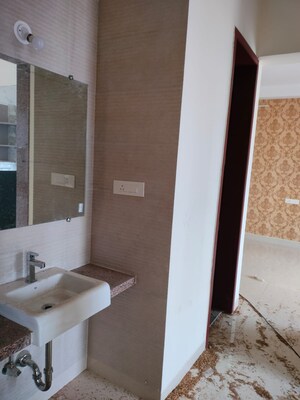 Bathroom in 1.5 BHK Apartment at Gami  Amar Harmony, Taloja – for Sale