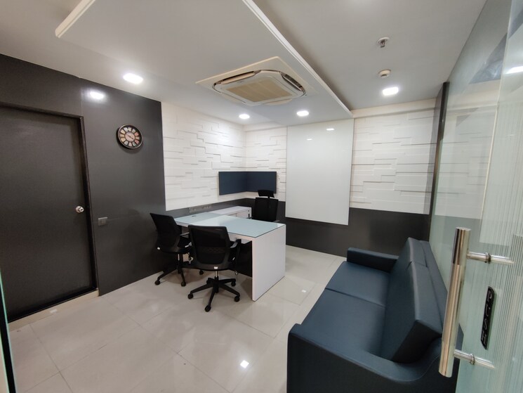 Team Area, bandra west Commercial Office Space 1800 Sq.Ft. In Bandra West Mumbai 9454297