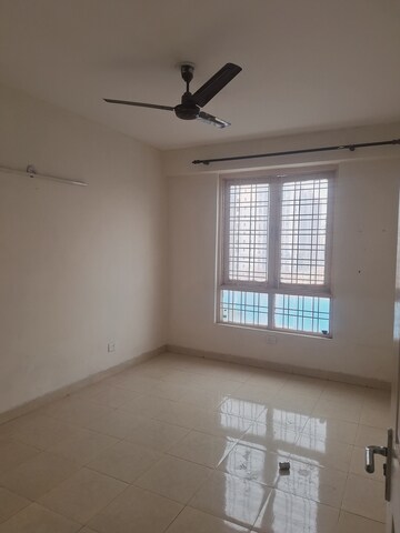 Room in 3 BHK Apartment at Tulip White, Sector 69 – for Sale
