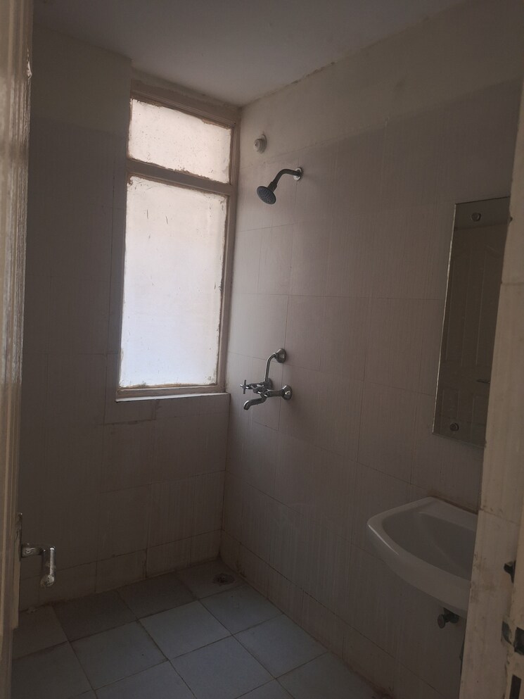 undefined, tulip-white 3 Bedroom 1326 Sq.Ft. Apartment In Sector 69 Gurgaon 9454312