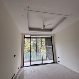 Room in 4 BHK Builder Floor at Vasant Vihar – for Rent