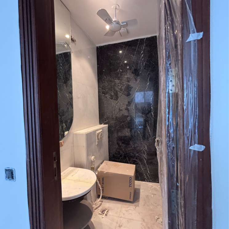 Bathroom, vasant vihar 4 Bedroom 400 Sq.Yd. Builder Floor In Vasant Vihar Delhi 9454318