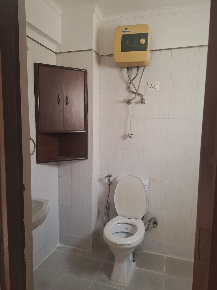 Bathroom, tulip-orange 3 Bedroom 1437 Sq.Ft. Apartment In Sector 70 Gurgaon 9454316