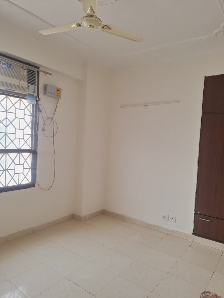 undefined, tulip-orange 3 Bedroom 1437 Sq.Ft. Apartment In Sector 70 Gurgaon 9454316