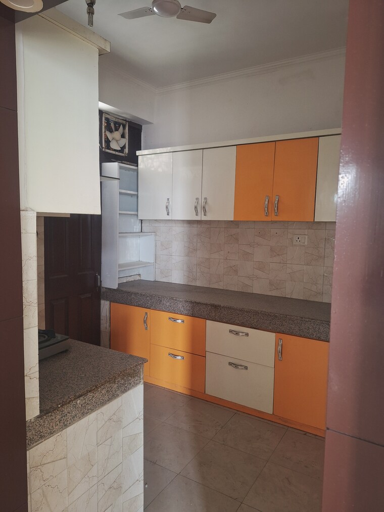 Kitchen, tulip-orange 3 Bedroom 1437 Sq.Ft. Apartment In Sector 70 Gurgaon 9454316