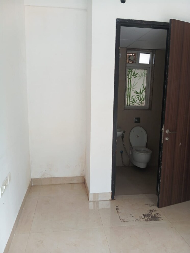 Attached Bathroom, runwal-forests 1.5 Bedroom 464 Sq.Ft. Apartment In Kanjurmarg West Mumbai 9454330
