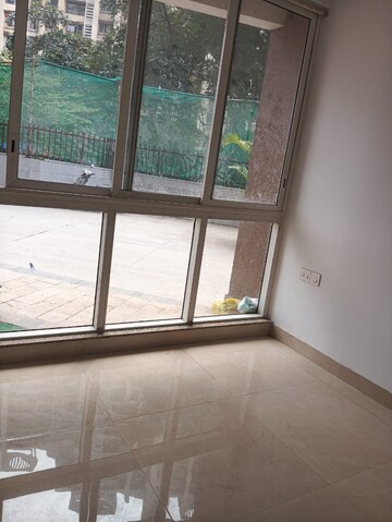 Room in 1.5 BHK Apartment at Runwal Forests, Kanjurmarg West – for Sale