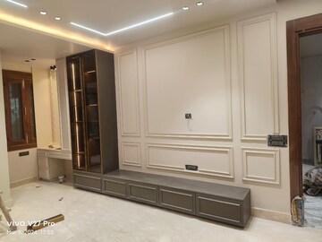 Building Lobby in 3 BHK Apartment at Supertech Cape Town, Sector 74 – for Rent