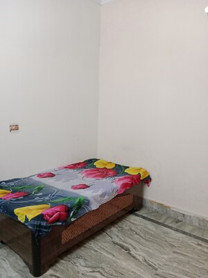 Bedroom in 2 BHK Builder Floor at Sector 18 – for Rent