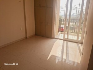 2 BHK Apartment For Rent in Tata Eureka Park, Sector 150