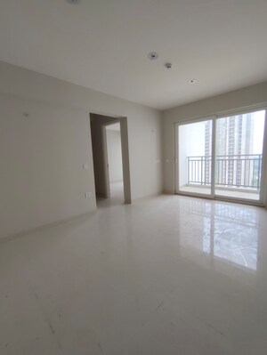 Room in 2 BHK Apartment at Eldeco Live By The Greens, Sector 150 – for Sale