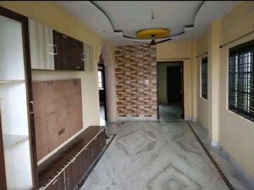 Bedroom in 2 BHK Builder Floor at Kismatpur – for Rent