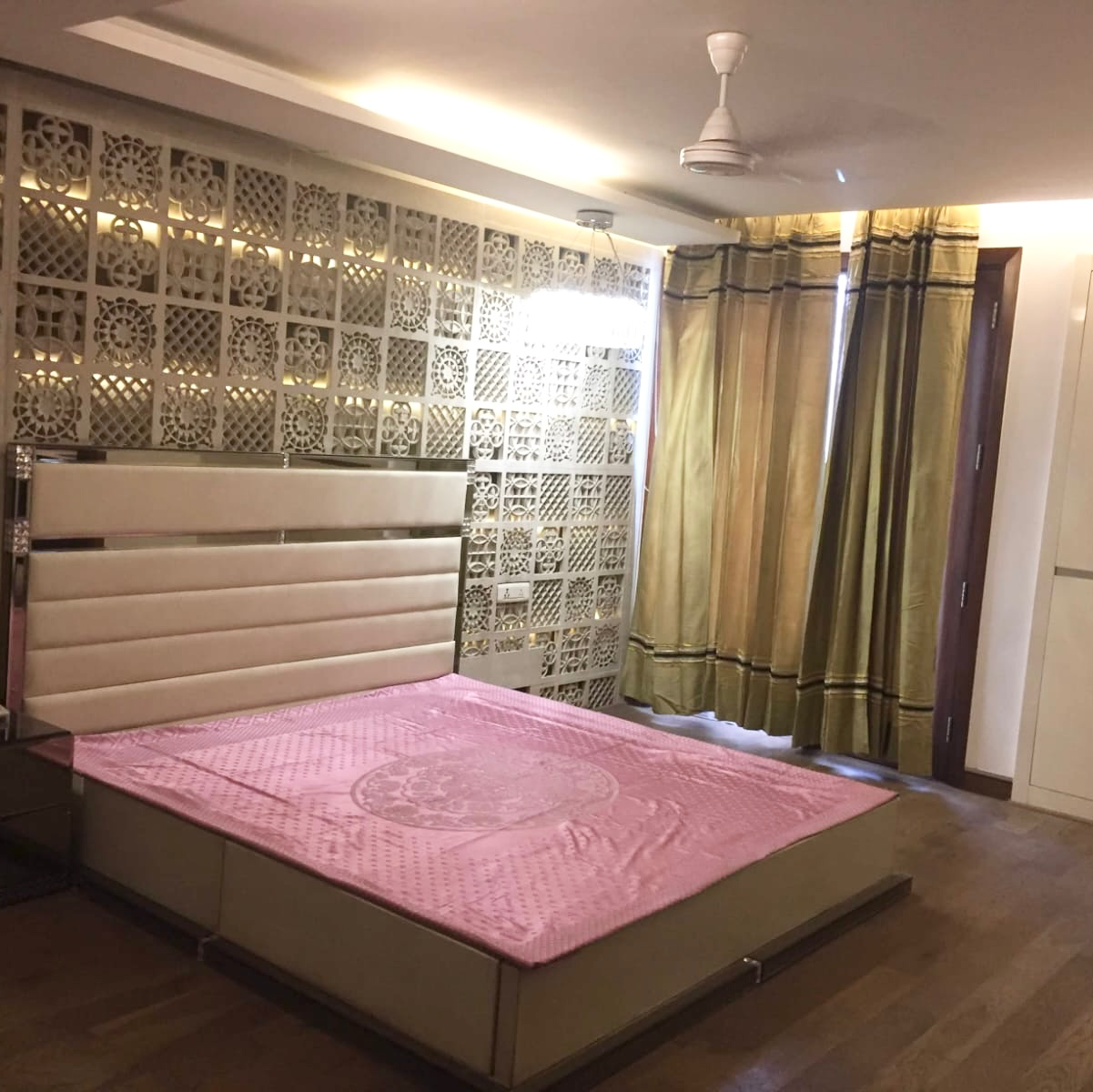4 BHK + Servant Room Builder Floor For Rent in Vasant Vihar