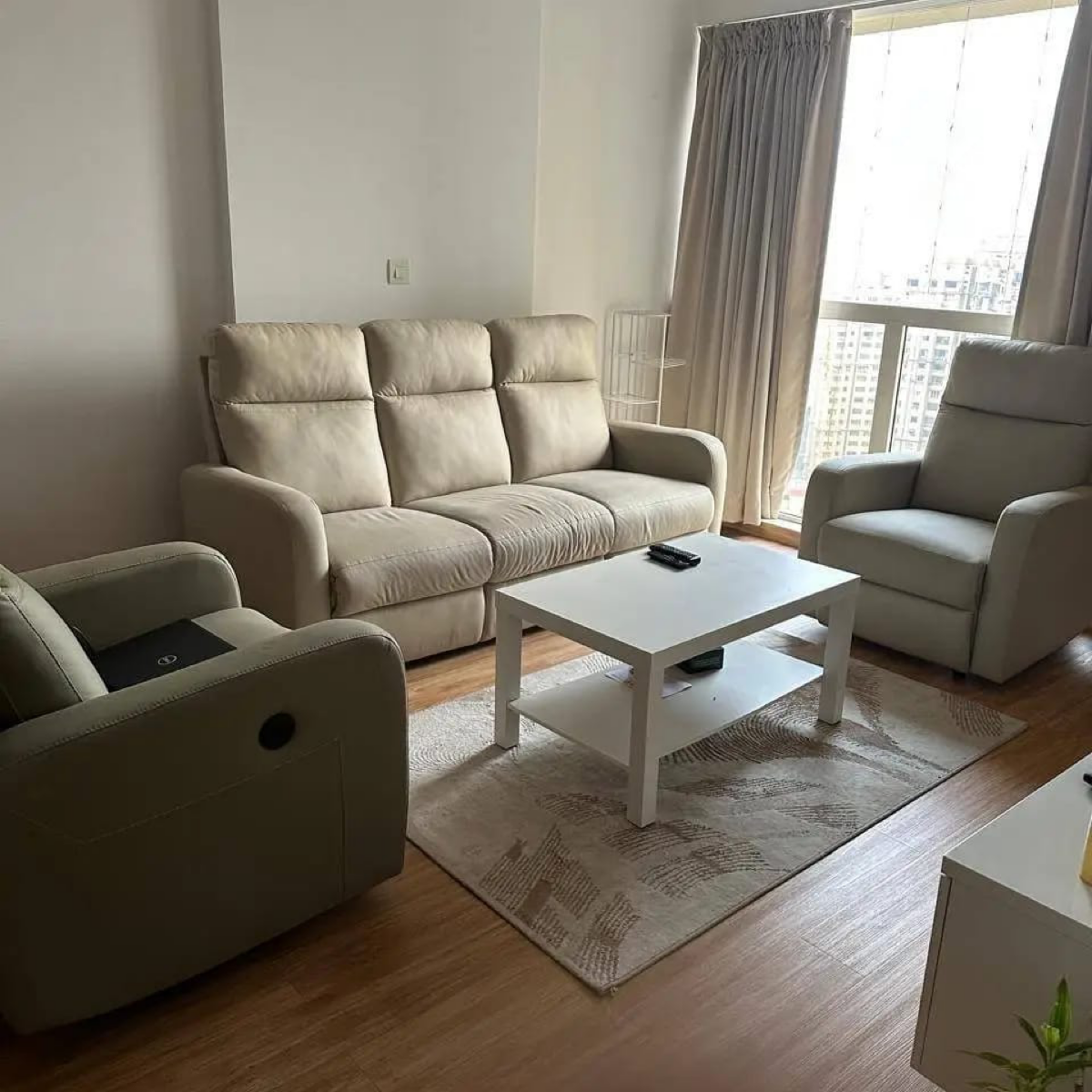 2 BHK + Pooja Room 780 Sq.Ft. Apartment in Sneh CHS Santacruz