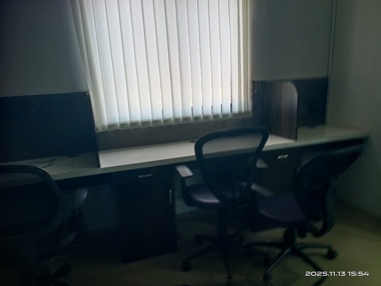 Team Area, old padra road Commercial Office Space 1250 Sq.Ft. In Old Padra Road Vadodara 9454435