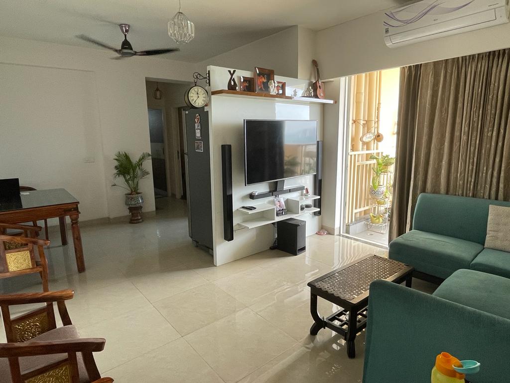 2 BHK + Pooja Room Apartment For Rent in M3M Marina