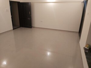 Room in 3.5 BHK Apartment at Kumar Kruti, Kalyani Nagar – for Rent