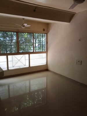 Room in 2 BHK Apartment at Kumar Padmalaya, Aundh – for Sale