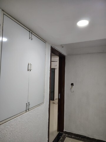 Room in 2 BHK Apartment at Wadgaon Sheri – for Rent