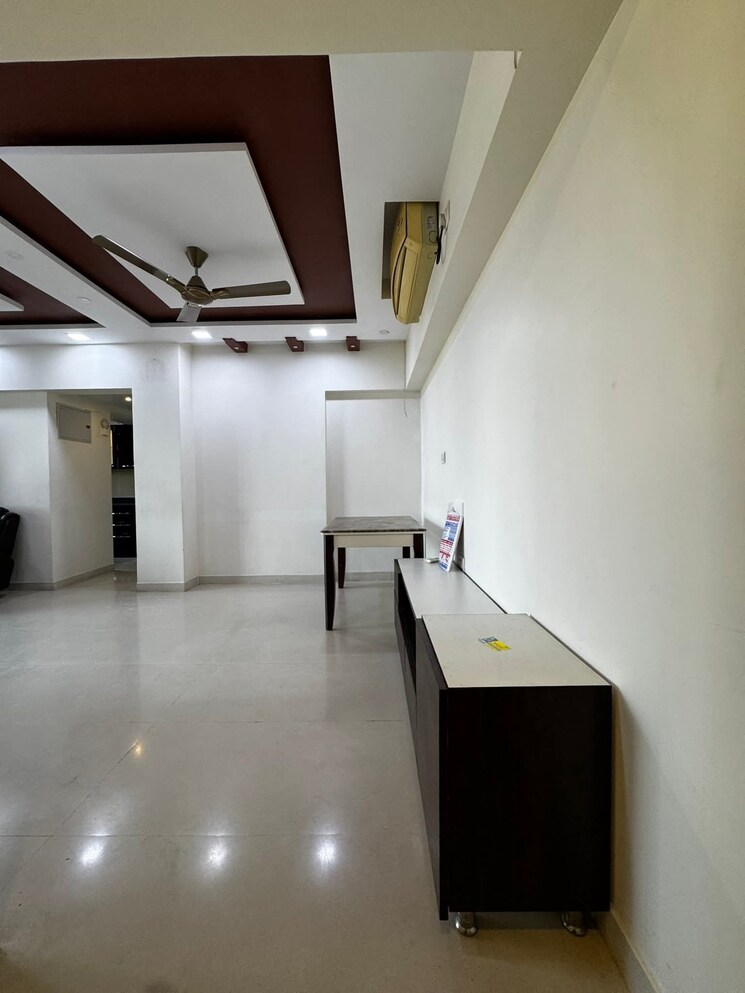 Living Room, lodha-splendora 3 Bedroom 1250 Sq.Ft. Apartment In Ghodbunder Road Thane 9454484