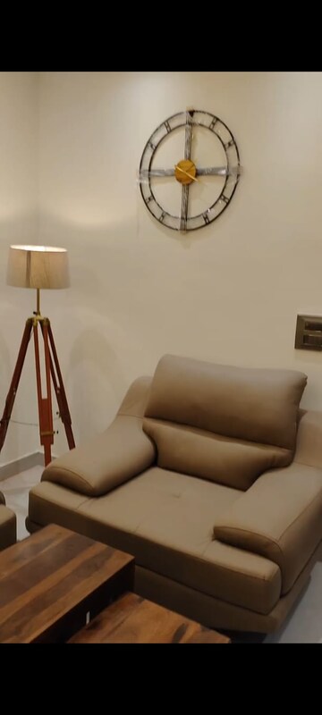 Furnished Amenities in 1.5 BHK Builder Floor at Neb Sarai – for Rent