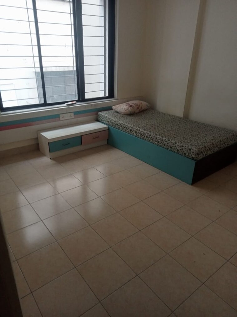 Bathroom, vikas-kiran-apartment 2 Bedroom 1000 Sq.Ft. Apartment In Aundh Pune 9454500