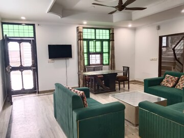 Living Room in 3 BHK Independent House at Neb Sarai – for Rent